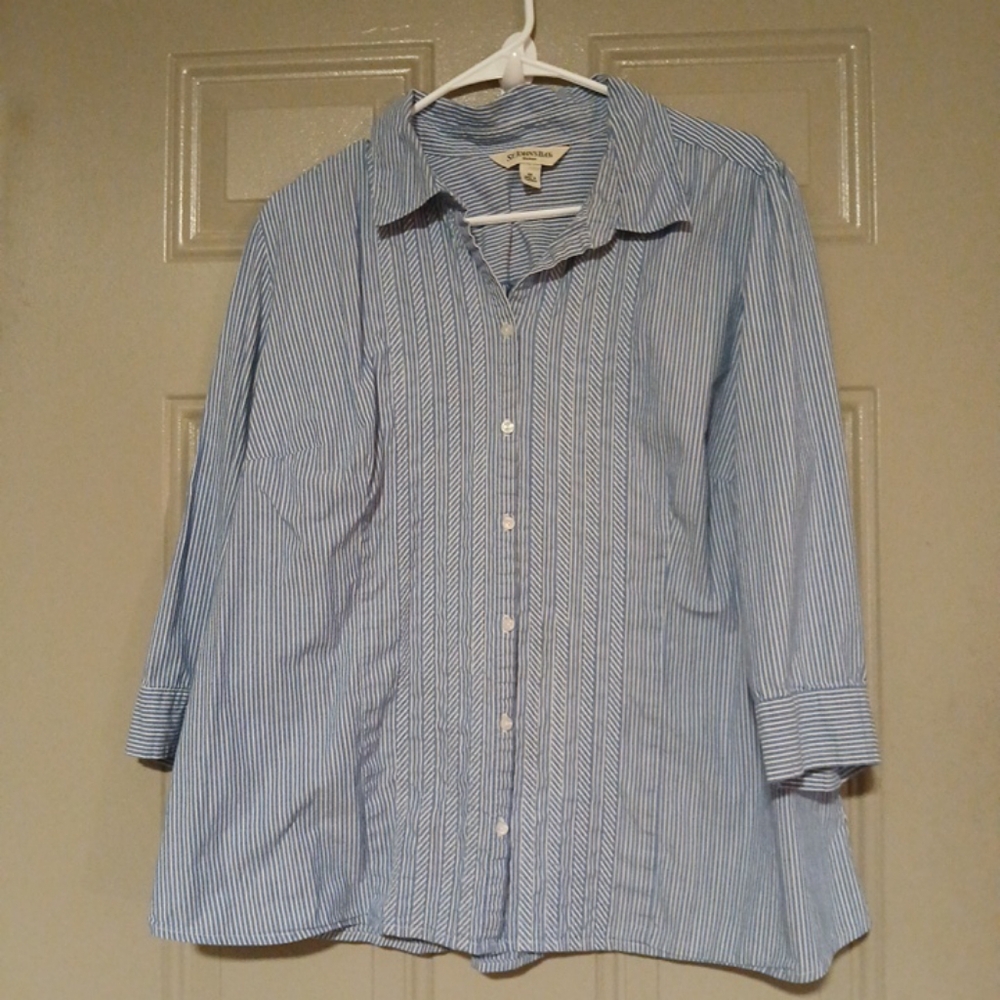 St Johns Bay Woman Button Up Striped top 3/4sleeve Size 2X